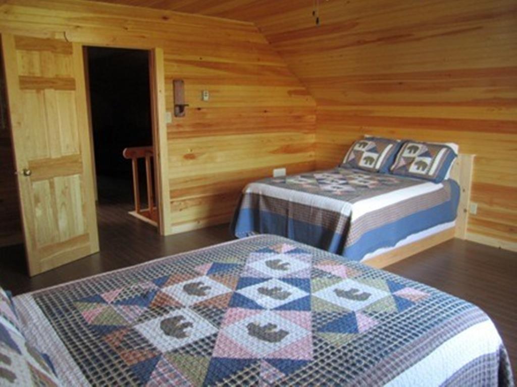 Swept Away Cottages Кавендиш Номер фото